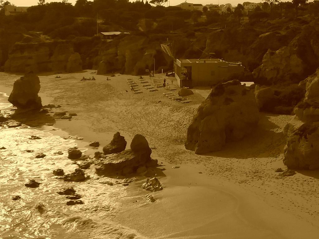 Casa Cereja 'Adults Only' Bed & Breakfast Albufeira Bagian luar foto